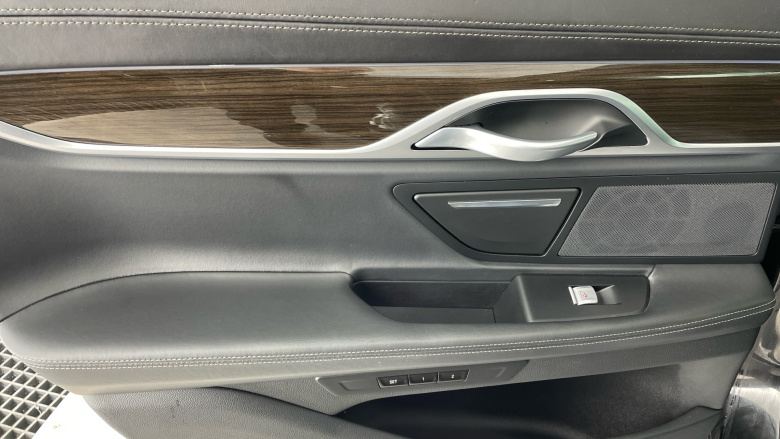 BMW 7 Series 740e Exclusive 4dr Auto Saloon